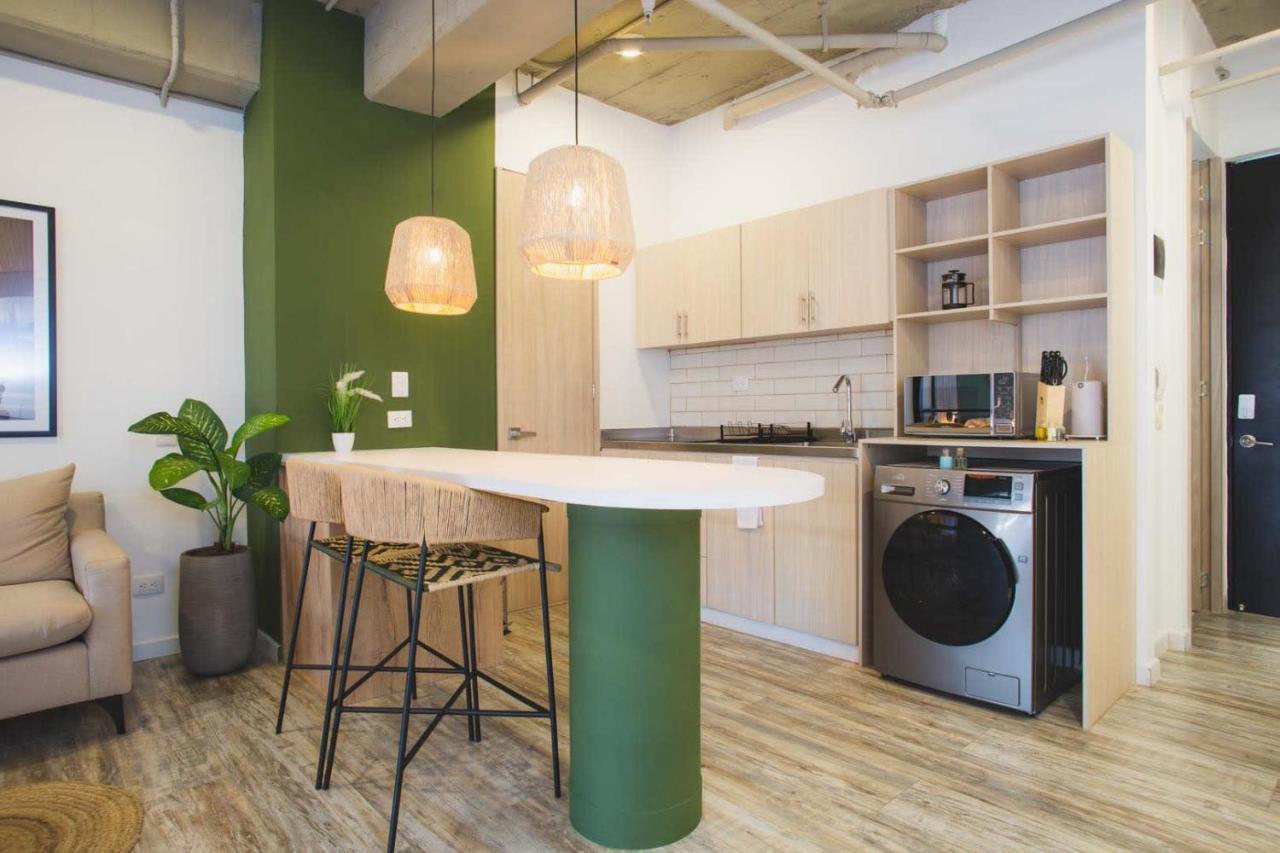 Beautiful Loft In Laureles Appartement Medellín Buitenkant foto